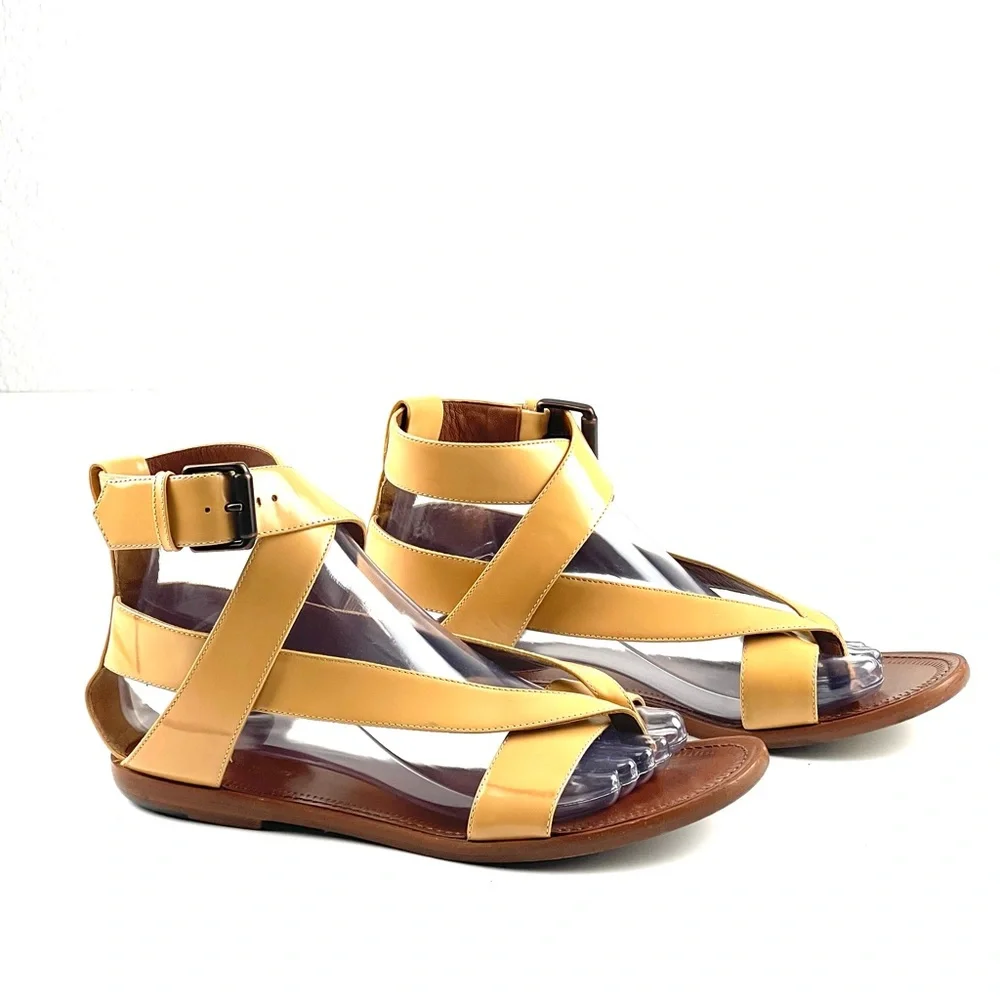 Bottega Veneta Beige Leather V Strap Flat Sandals Size 38 (7US) - Picture 3 of 13